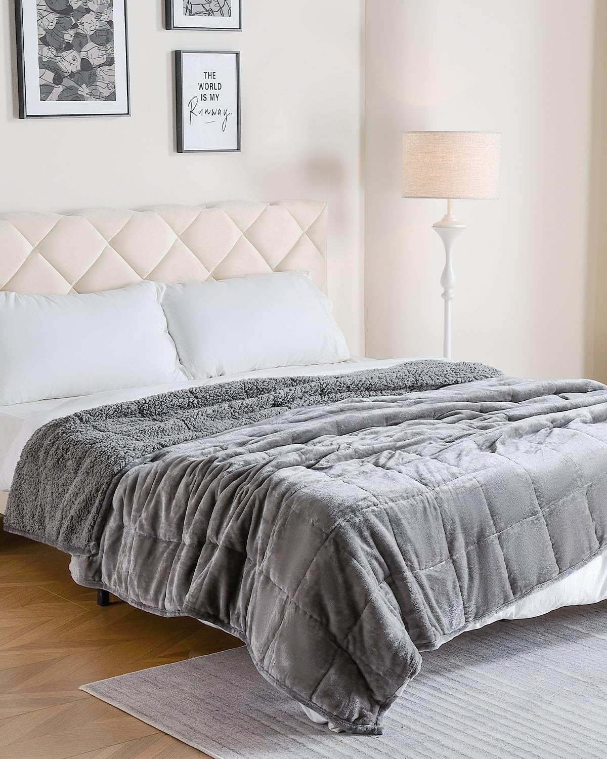 Comfortable and Warm Sherpa Fleece Weighted Blanket